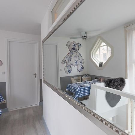 A Bed & Breakfast Flynt Amsterdam Exterior photo