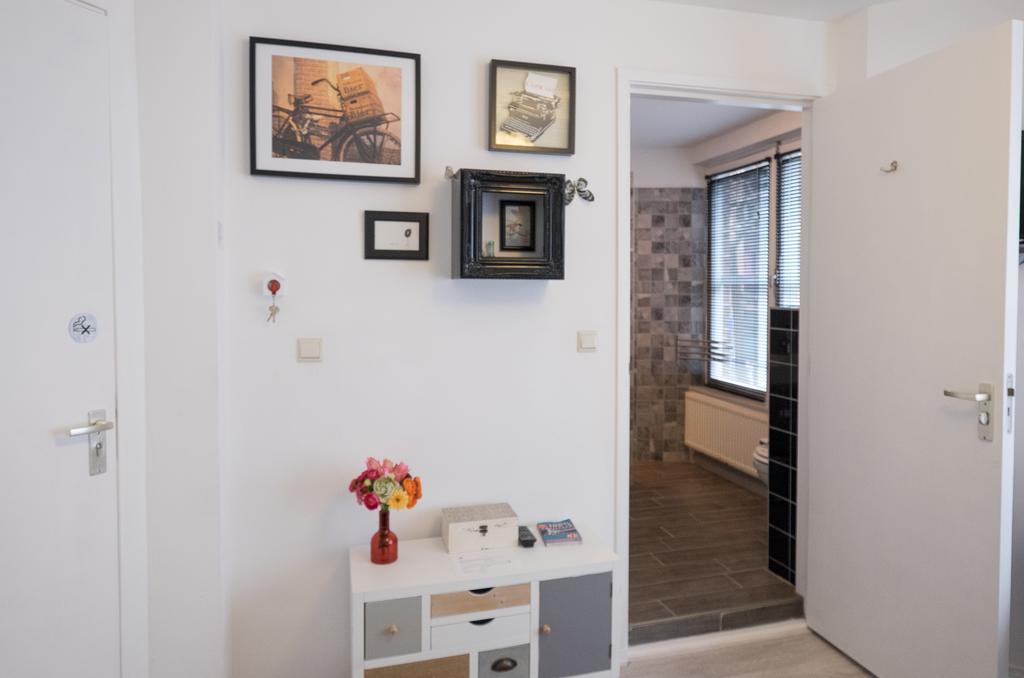 A Bed & Breakfast Flynt Amsterdam Exterior photo